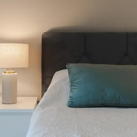 Family&friends * ترييستي