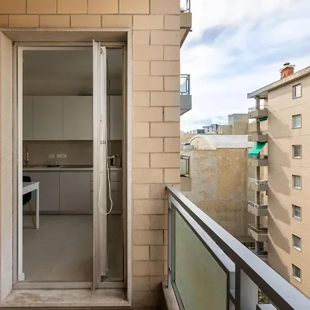 شقة Family&friends *